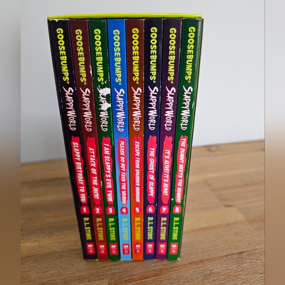 GOOSEBUMPS Slappyworld 8 Book Box Set - Great Condition - Picture 2 of 9